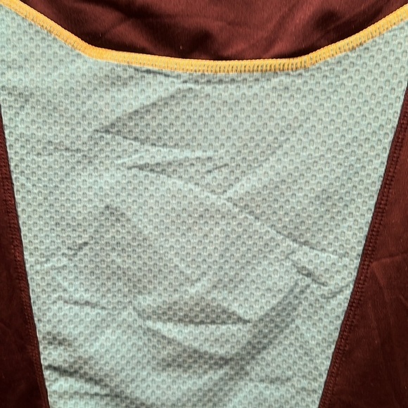 Champion Rash Guard Duodry Shirt, size XL 16-18, PTP 19”, L 28”, DuoDry (T4) - Picture 6 of 6